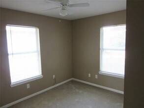 5237 Pinewood Terrace in Katy, TX - Building Photo - Building Photo