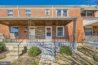 1003 S Marlyn Ave in Essex, MD - Building Photo - Building Photo