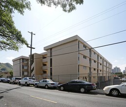 Makamae in Honolulu, HI - Building Photo - Building Photo