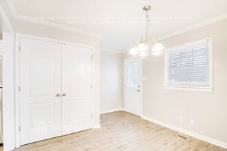 512 Uzzle St in Durham, NC - Building Photo - Building Photo