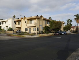 941 S St Andrews Pl in Los Angeles, CA - Building Photo
