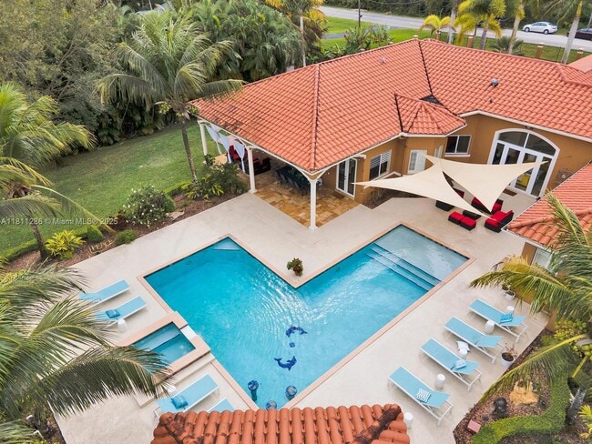 5050 SW 166th Ave in Southwest Ranches, FL - Building Photo - Building Photo