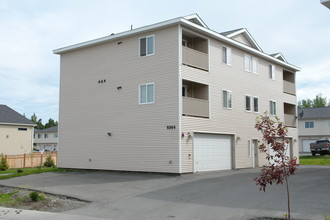 9352-9364 Morningside Loop in Anchorage, AK - Building Photo - Building Photo