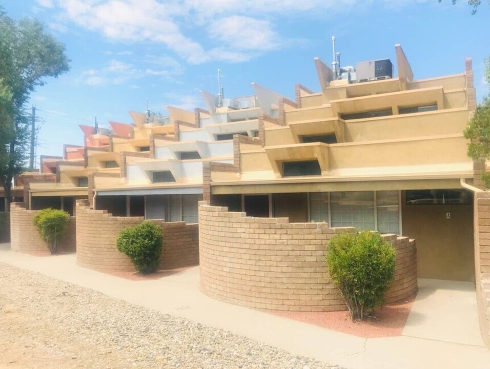 13016 Constitution Ave NE in Albuquerque, NM - Building Photo