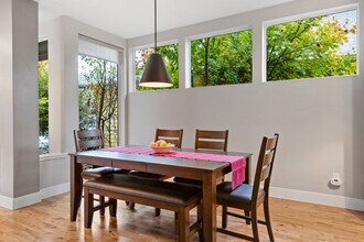 20026 SW Millcrest Pl in Bend, OR - Building Photo - Building Photo