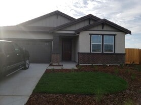 3005 Lennon Way in Stockton, CA - Building Photo
