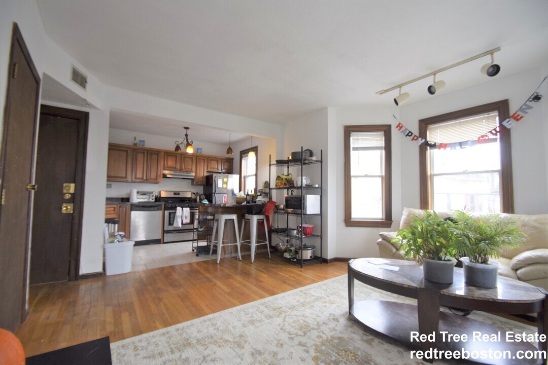 87 Sheridan St, Unit 3 in Boston, MA - Building Photo