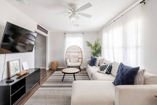 2311 56th St in Galveston, TX - Building Photo