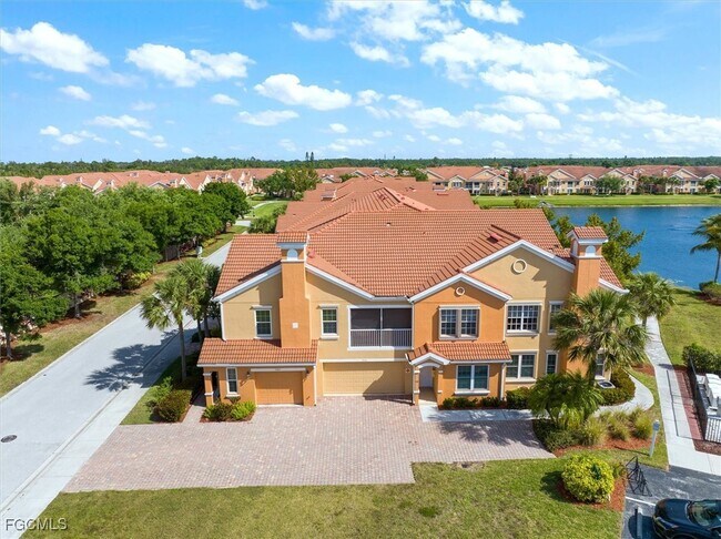 1757 Concordia Lake Cir in Cape Coral, FL - Building Photo - Building Photo