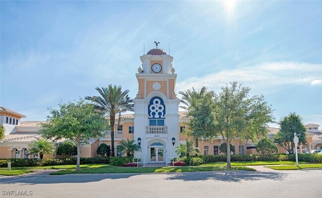 8511 Alessandria Ct in Naples, FL - Foto de edificio - Building Photo