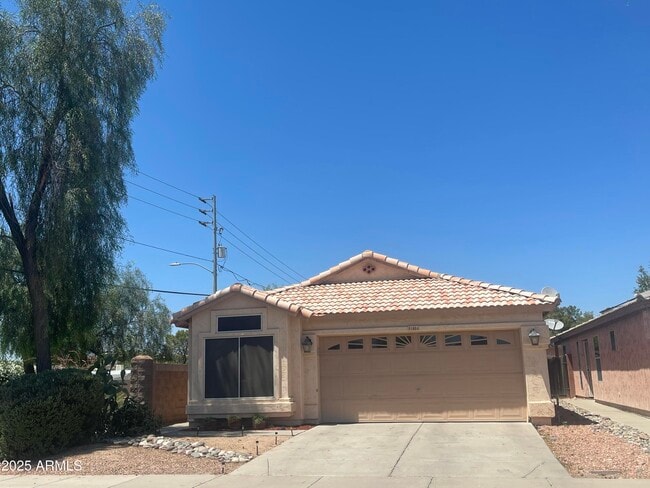1604 E Angela Dr