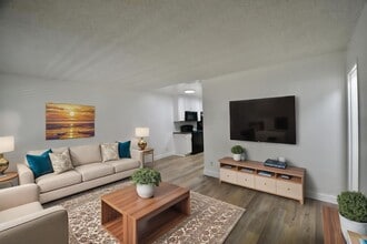 4201 Arch Dr, Unit 20 in Los Angeles, CA - Building Photo - Building Photo