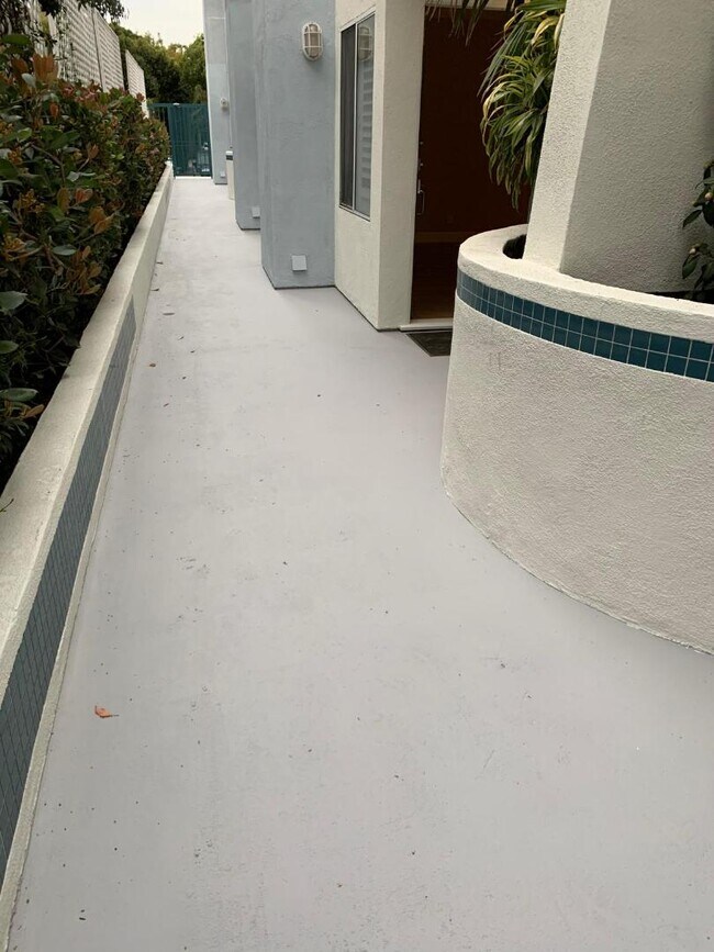 1871 10th St in Santa Monica, CA - Building Photo - Building Photo