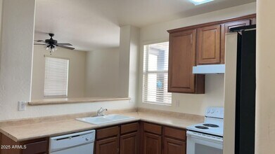 10018 W Winslow Ave in Tolleson, AZ - Building Photo - Building Photo
