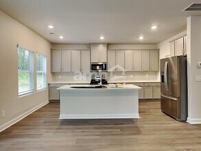 223 Maxwell Dr in Easley, SC - Building Photo - Building Photo