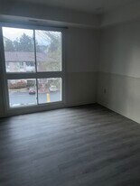 5608 Bloomfield Dr, Unit 203 in Alexandria, VA - Building Photo