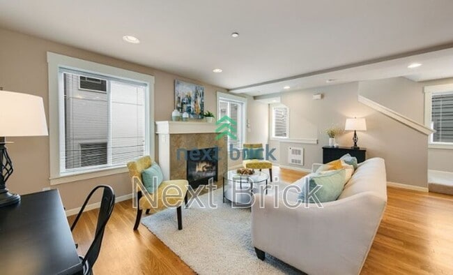 property at 2125 N 113th St