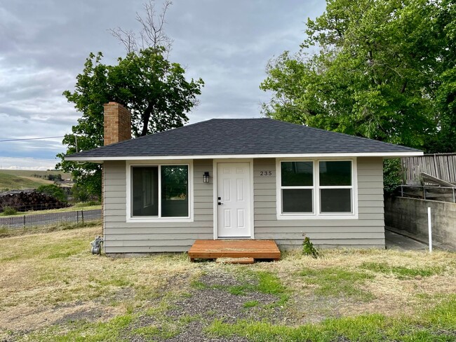 property at 235 NE 3rd St