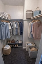 La Loma Terrace in Rancho Cordova, CA - Foto de edificio - Building Photo