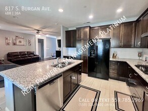 817 S Burgan Ave in Fresno, CA - Building Photo - Building Photo