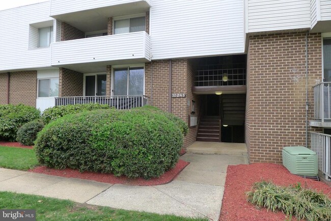 property at 10245 Prince Pl