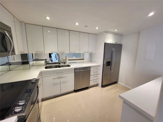 property at 1000 Quayside Terrace