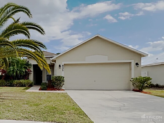 531 Brown Bear Way in St. Cloud, FL - Building Photo - Building Photo