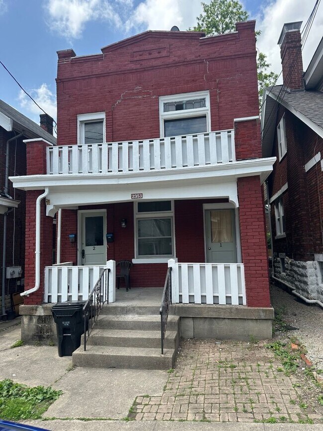 property at 2353 Chickasaw St