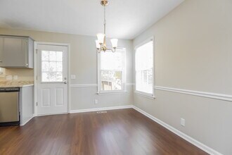 3276 Clapham Rd in Nashville, TN - Building Photo - Building Photo