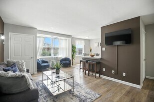 Northbrook Apartments in Philadelphia, PA - Building Photo