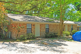 3955 Johnson Ave in Pensacola, FL - Building Photo - Building Photo