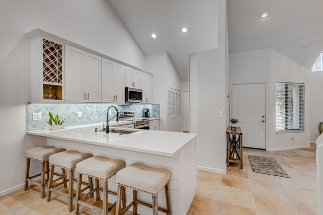 705 Sea Oats Dr in Juno Beach, FL - Building Photo - Building Photo