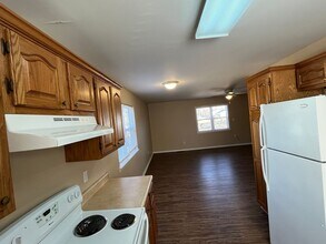 900 W 16th St in Russellville, AR - Building Photo - Building Photo