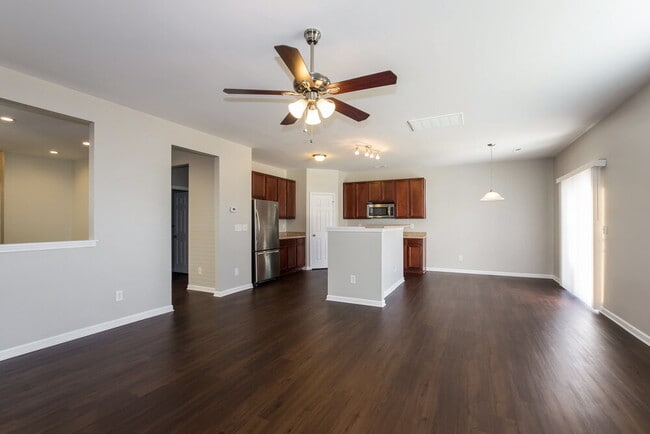 9231 Yellow Oak Rd in Charlotte, NC - Building Photo - Building Photo