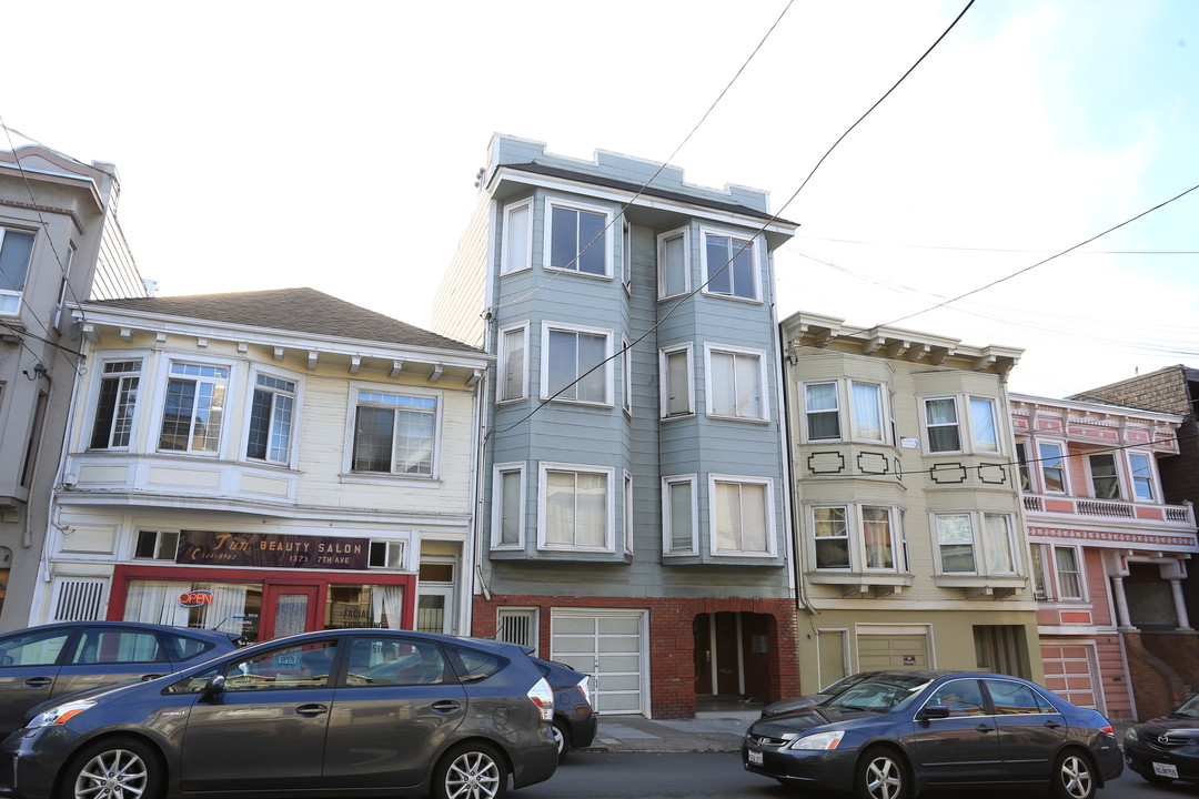 1367 7th Ave in San Francisco, CA - Building Photo