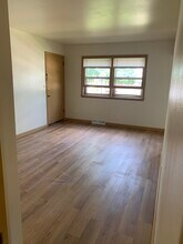 2057 W Layton Ave in Milwaukee, WI - Building Photo - Building Photo