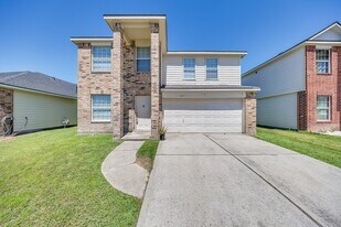 627 Regal Hollow Ln in Houston, TX - Building Photo