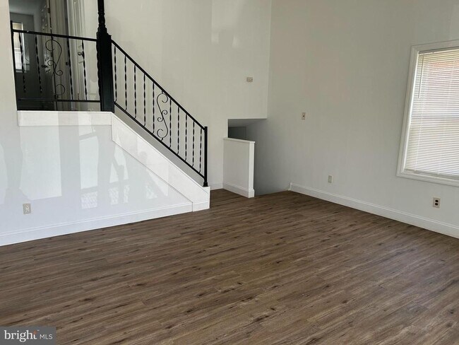 126 Fronefield Ave in Linwood, PA - Building Photo - Building Photo