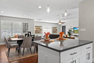 3001 Maplelawn Cir in Austin, TX - Building Photo - Building Photo