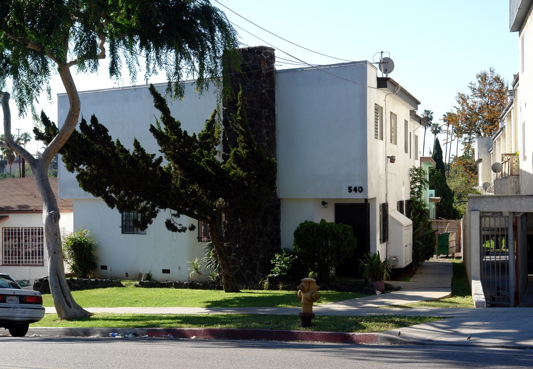 540 E Hazel St in Inglewood, CA - Building Photo