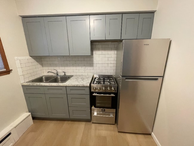 616 Ivy Ave E in St. Paul, MN - Building Photo - Building Photo