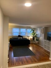 2122 Kenilworth Ave, Unit 1b in Berwyn, IL - Building Photo - Building Photo