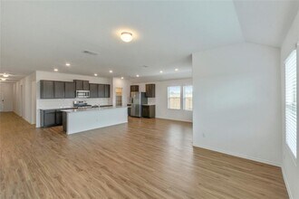 138 Esparza Dr in Bastrop, TX - Building Photo - Building Photo