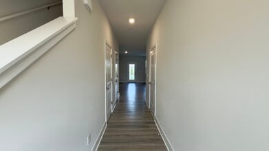 106 Hopi Pl in Winchester, VA - Foto de edificio - Building Photo