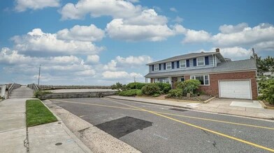 108 S Newark Ave in Ventnor City, NJ - Building Photo - Building Photo