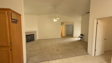 4275 W Harvard Ave in Fresno, CA - Building Photo - Building Photo