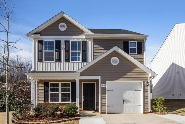 property at 1908 Boulder Ct