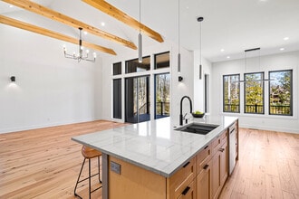 32 Copper Mill Ct in Candler, NC - Foto de edificio - Building Photo