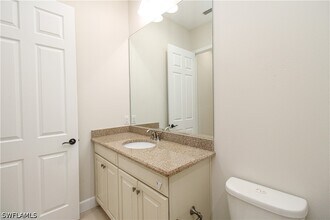 9122 Isla Bella Cir in Bonita Springs, FL - Building Photo - Building Photo