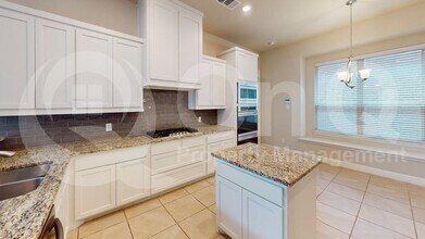 11640 Gatesville Dr in Frisco, TX - Building Photo - Building Photo